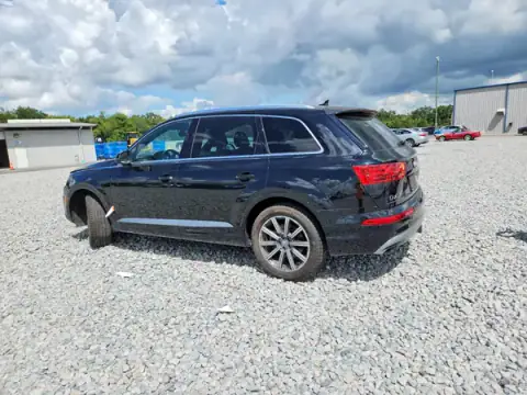WA1LAAF70HD013270 — 2017 Audi Q7, фото 2 с аукциона Copart, Мелкие вмятины и царапины