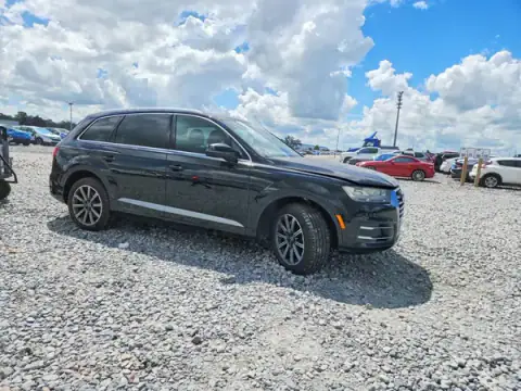 WA1LAAF70HD013270 — 2017 Audi Q7, фото 4 с аукциона Copart, Мелкие вмятины и царапины