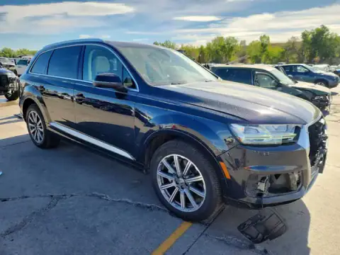 WA1LAAF73HD047946 — 2017 Audi Q7, foto 4 de Copart 21.09.2026, Parte delantera