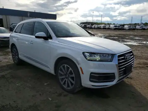 WA1VAAF75HD032244 — 2017 Audi Q7, photo 4 from Copart, Front end