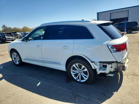 2017 Audi Q7 VIN WA1AHAF7XGD043671 фото 2