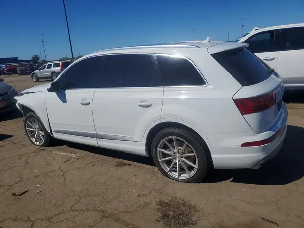 WA1LAAF72HD008426 — 2017 Audi Q7, photo 2 from Copart 02.10.2026, Front end