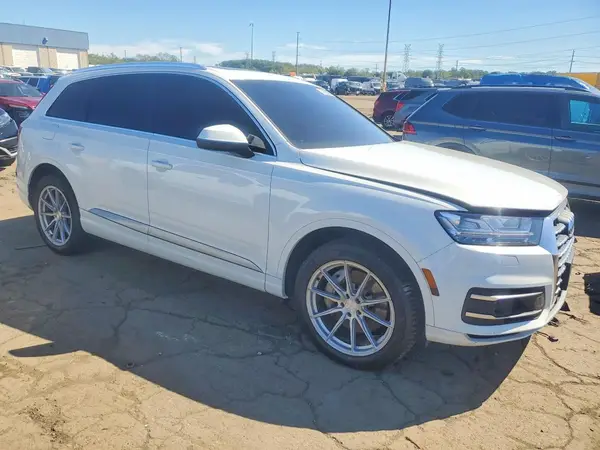WA1LAAF72HD008426 — 2017 Audi Q7, photo 4 from Copart 02.10.2026, Front end