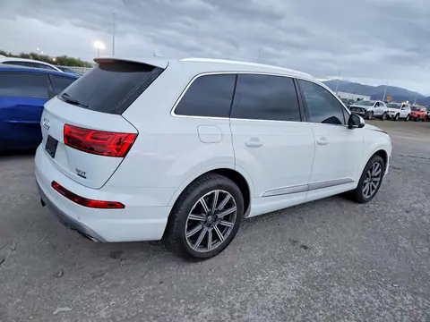 2017 Audi Q7 VIN WA1LAAF73HD057053 фото 3