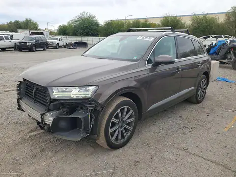 WA1LABF76HD007656 — 2017 Audi Q7, Przód (Front End), zdjęć przed naprawą