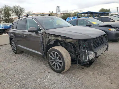 WA1LABF76HD007656 — 2017 Audi Q7, photo 4 from Copart 20.10.2026, Front end