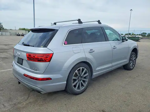 2018 AUDI Q7 VIN WA1VAAF71JD019111 фото 3
