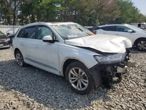 WA1LHAF72JD027415 — 2018 Audi Q7, zdjęcie 4 z Copart 23.09.2026, Uszkodzenia dookoła