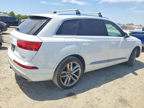 2018 Audi Q7 VIN WA1VAAF70JD029189 фото 3