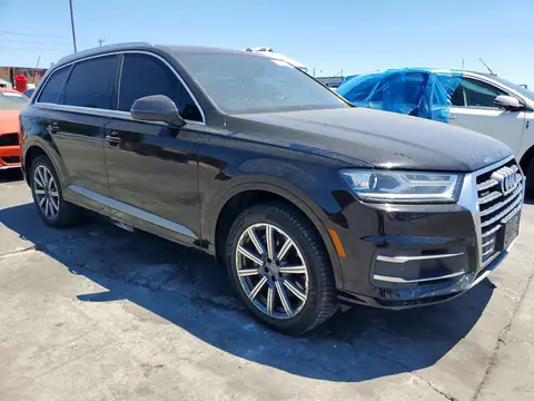 WA1LHAF72JD000330 — 2018 Audi Q7, фото 4 с аукциона Copart 23.10.2026, БОКОВАЯ ЧАСТЬ