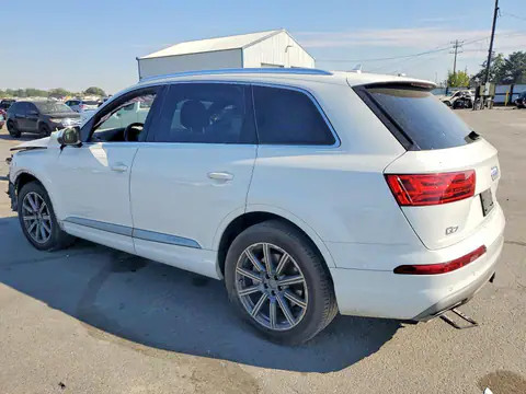 WA1LAAF77JD004667 — 2018 Audi Q7, photo 2 from Copart 15.10.2026, Front end