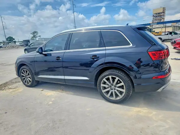 WA1VAAF75JD006734 — 2018 Audi Q7, photo 2 from Copart, Minor dents and scratches