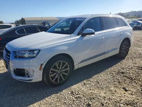WA1LAAF78JD046068 — 2018 Audi Q7, Przód (Front End), zdjęć przed naprawą