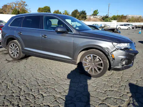 WA1LAAF74JD050490 — 2018 Audi Q7, photo 4 from Copart 16.10.2026, Front end