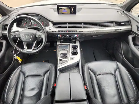 WA1LHAF76JD023383 — 2018 Audi Q7, წინა ნაწილი, ფოტოები შეკეთებამდე