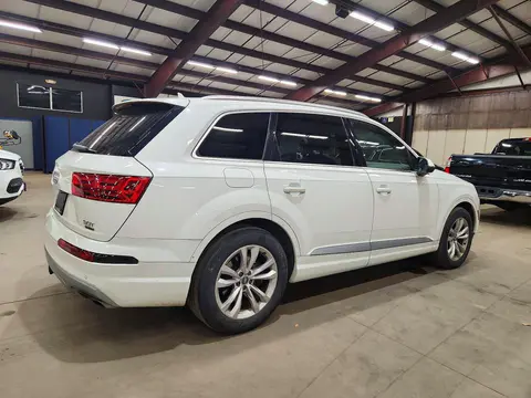 2018 Audi Q7 Premium Plus VIN WA1LABF79JD030404 фото 3