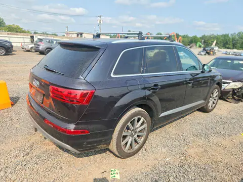 2019 AUDI Q7 VIN WA1LAAF76KD017573 фото 3
