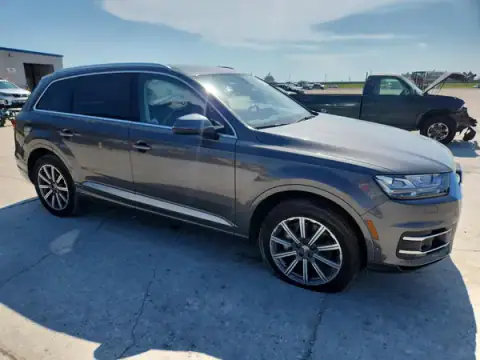 WA1LHAF73KD037999 — 2019 Audi Q7, zdjęcie 4 z Copart 23.09.2026, Przód