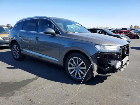 WA1LHAF71KD026323 — 2019 Audi Q7, zdjęcie 4 z Copart 26.10.2026, Tył