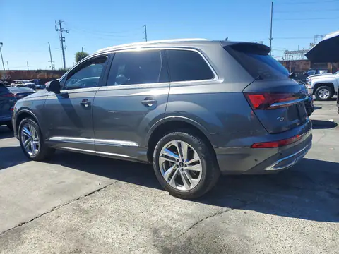 WA1LXAF79LD002467 — 2020 Audi Q7, zdjęcie 2 z Copart 16.10.2026, Drobne wgniecenia i rysy