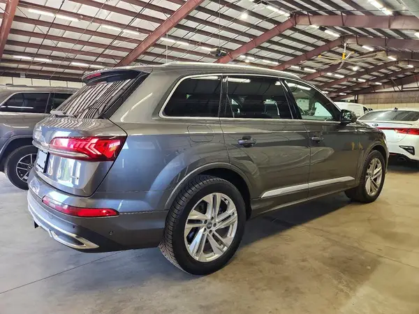 WA1LXAF73LD007437 — 2020 Audi Q7, фото 3 с аукциона Copart, Мелкие вмятины и царапины