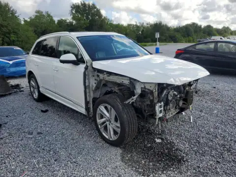 WA1LXBF74PD009533 — 2023 Audi Q7, фото 4 с аукциона Copart, ПЕРЕДНЯЯ ЧАСТЬ