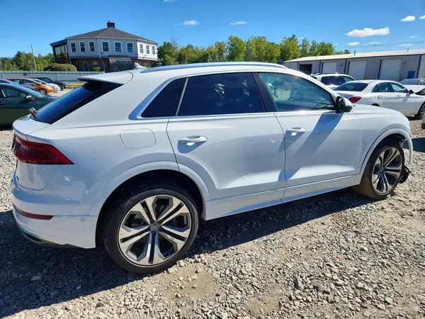 WA1BVAF10KD008024 — 2019 Audi Q8, фото 3 с аукциона Copart, Передняя часть