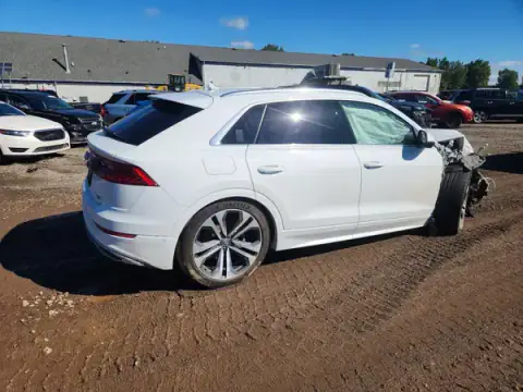 WA1CVAF19KD033573 — 2019 Audi Q8, ფოტო 3, Copart 30.09.2026, წინა ნაწილი