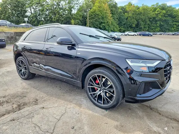 WA1EVAF11KD043071 — 2019 Audi Q8, фото 4 с аукциона Copart 08.10.2026, Боковая часть