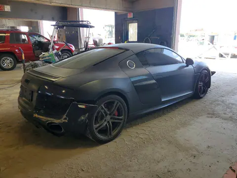 2012 AUDI R8 VIN WUAENAFG3CN002501 фото 3