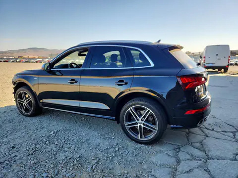 WA1A4AFY6J2197980 — 2018 Audi SQ5, photo 2 from Copart 15.10.2026, Front end