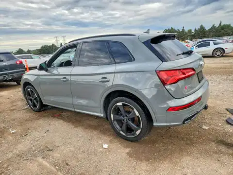 WA1B4AFY2K2056524 — 2019 Audi SQ5, foto 2 de Copart, Inundación