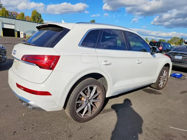 WA1A4AFY2M2008018 — 2021 Audi SQ5, фото 3 с аукциона Copart, Передняя часть