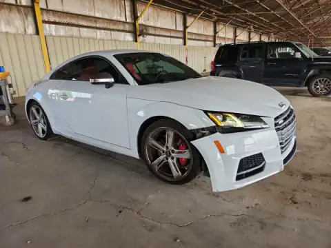 TRUC1AFVXJ1007882 — 2018 Audi TTS, фото 4 з Copart, Передня частина