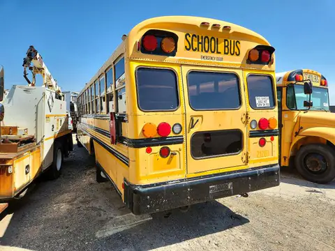 1BAKGCPA5CF287903 — 2012 Blub School BUS, фото 3 с аукциона Copart 06.10.2026, Естественный износ