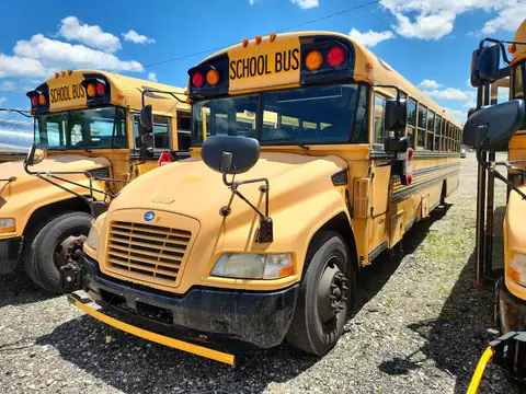 2012 BLUEBIRD VISION VIN 1BAKGCPAXCF287315 фото 2