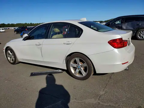 2015 BMW 320 VIN WBA3C3C55FP663235 фото 2