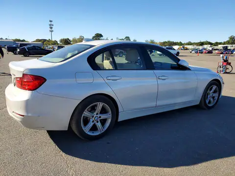 2015 BMW 320 VIN WBA3C3C55FP663235 фото 3