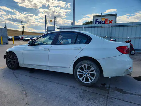 WBA8E5G5XGNT40754 — 2016 BMW 320, photo 2 from Copart 21.10.2026, Rollover