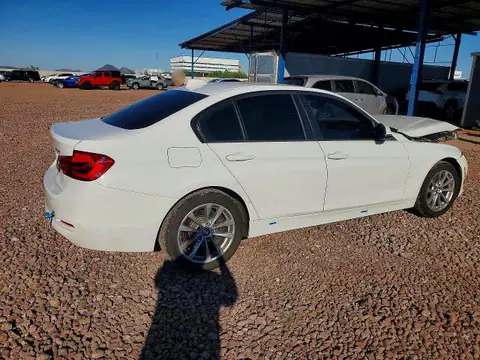 WBA8E1G5XHNU15267 — 2017 BMW 320, photo 3 from Copart 22.10.2026, Front end