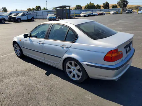 2002 BMW 325 VIN WBAEV33492KL68351 фото 2