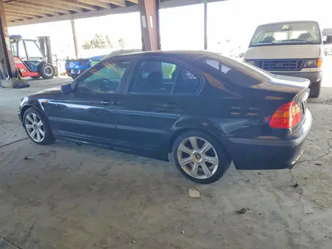2002 BMW 325 VIN WBAEV33482KL74027 фото 2