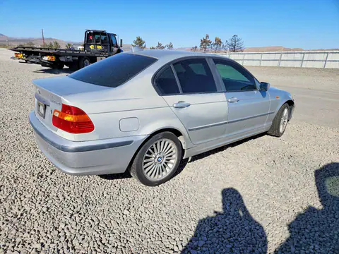 2003 BMW 325 VIN WBAEU33433PM55394 фото 3