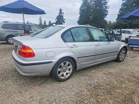 2004 BMW 325 VIN WBAEV33474KR33876 фото 3