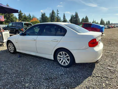 2007 BMW 328 VIN WBAVA37577NE27436 фото 2