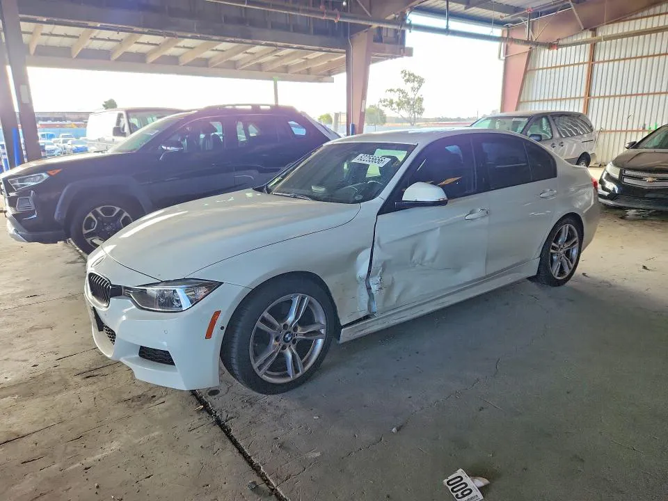 2013 BMW 328 VIN WBA3C1C5XDF439661 фото 1