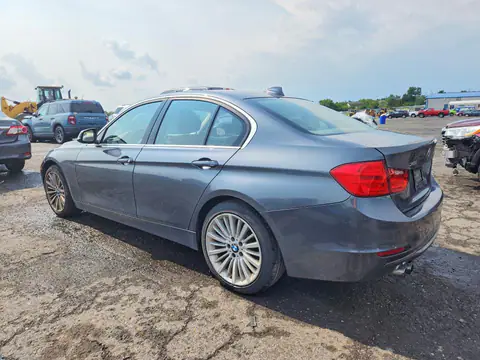 2013 BMW 328 VIN WBA3B5C54DF590960 фото 2