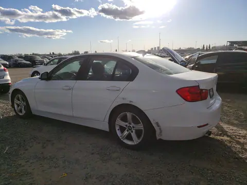 2014 BMW 328 VIN WBA3C1C57EK110716 фото 2