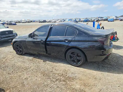 WBA3D3C55FK157737 — 2015 BMW 328, zdjęcie 2 z Copart 16.10.2026, Uszkodzenia mechaniczne