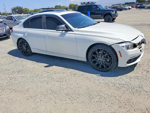 WBA8D9G34HNU65078 — 2017 BMW 330, photo 4 from Copart 23.10.2026, Front end